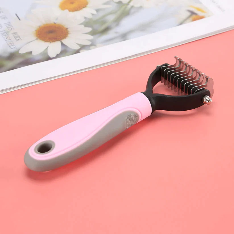 1 + 1 Gratis | PetBrush™ Voorkom rondvliegende haren